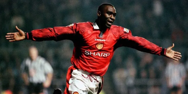 Andy Cole 187 lần “chọc thủng lưới” đối phương