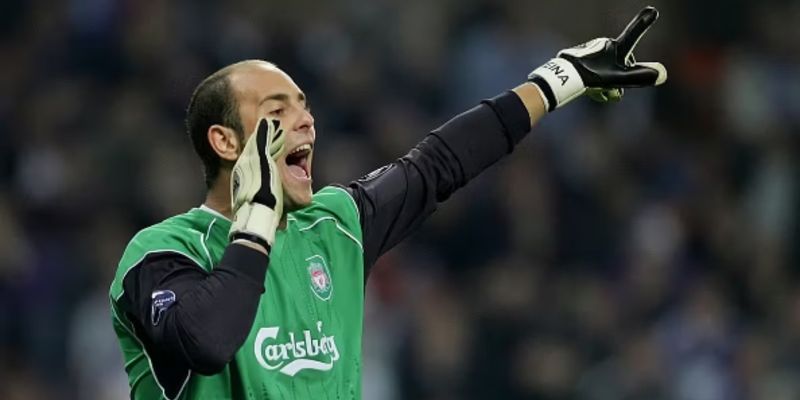 Pepe Reina từng có quãng thời gian thành công khi khoác áo Liverpool